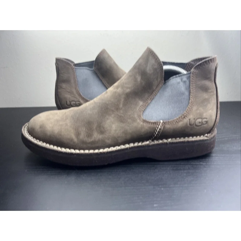 UGG Men's Size 9 Brown Suede Chelsea Boots Casual Slip On Shoe